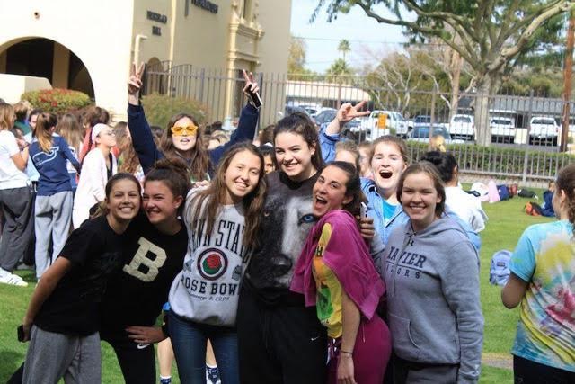A+group+of+seniors+at+the+lunchtime+concert+for+Throwback+Thursday+on+Feb.+2%2C+2017.