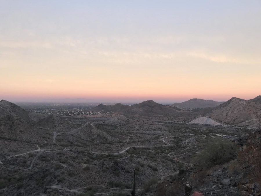 A+sunrise+at+the+trails+surrounding+the+Dreamy+Draw+Park+and+Recreation+Area.+