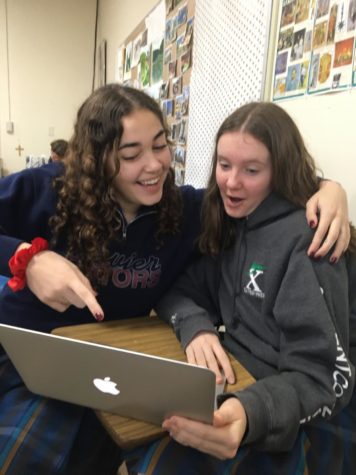 Seniors Marybeth Bonner and Mackenzie Bouise study together for finals.