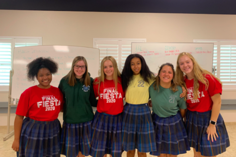 Xpress welcomes its new members into the class. Shot by Alissa Celaya-2020, Pictured from left to right is Senior Mia Parham, Junior Emma McCarthy, Senior Delainey Maxwell, Sophomore Maia Weingard, Junior Zoelyn Mulloy, and Senior Jocylen Rupp. 
