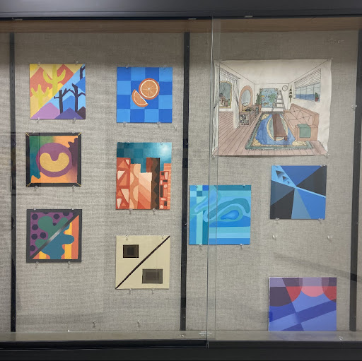 Xavier students display their artwork in Steele, showcasing their hard work to be appreciated by the Xavier community. The cases highlight the unique ways that students interpret art and the different styles that they have. 