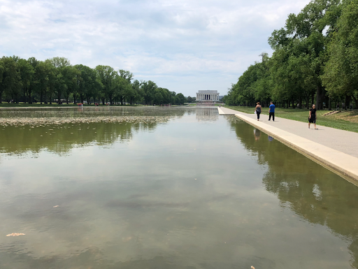 One of the many historical statues visited by the Xavier D.C. trip is the Lincoln Memorial. The history behind the Lincoln Memorial is studied by high school students across the country.