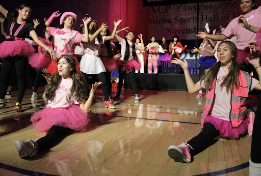 As the largest group to dance, baby gators represent the freshwoman class of 2027 with their upbeat choreography to the hit songs from “The Greatest Showman.” They show the audience how “circus performers” truly take the stage. 