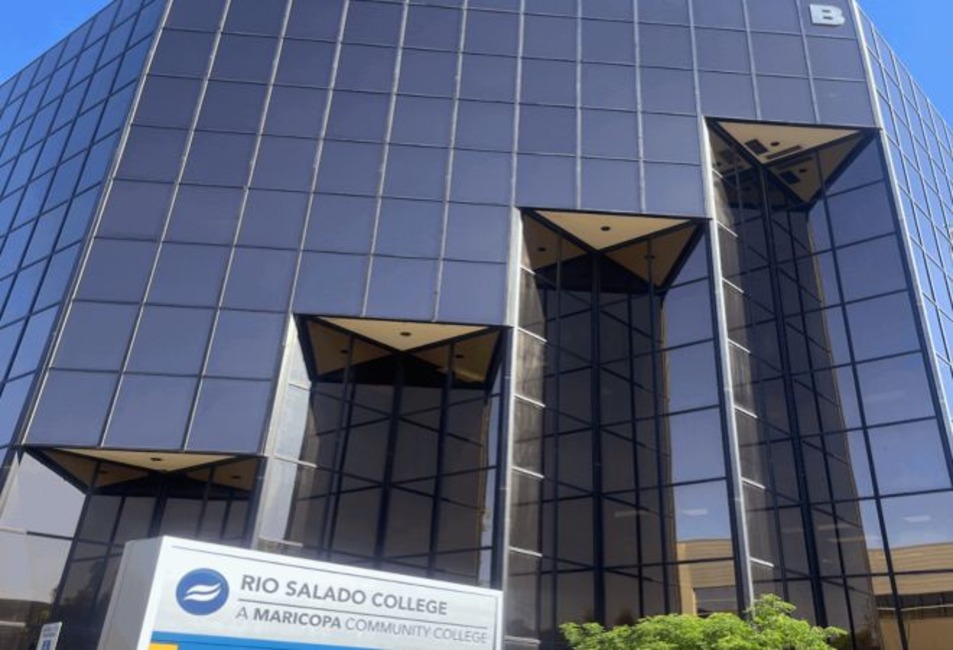 The Rio Salado College building stands as a center for students taking dual enrollment classes in partnership with local high schools. Through these programs, students can earn both high school and college credit with lower costs.