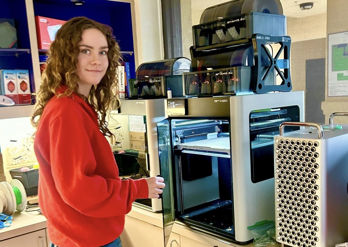 Senior Olivia Burr ‘27 works with 3D printers in Leon Tynes’ room Sept. 28, 2026. This is similar to the engineering work featured in the NASA Glenn High School Engineering Institute.

